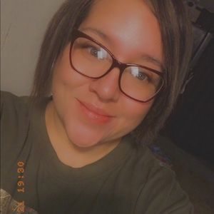 Meet your Posher, Erica